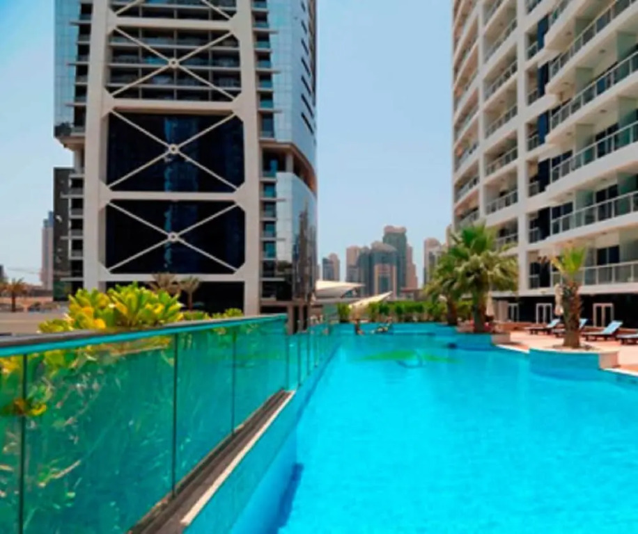 Beautiful 1Bedroom apartment Near Metro