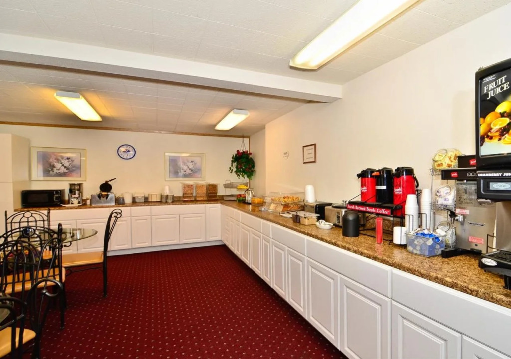 Red Lion Inn & Suites Ontario