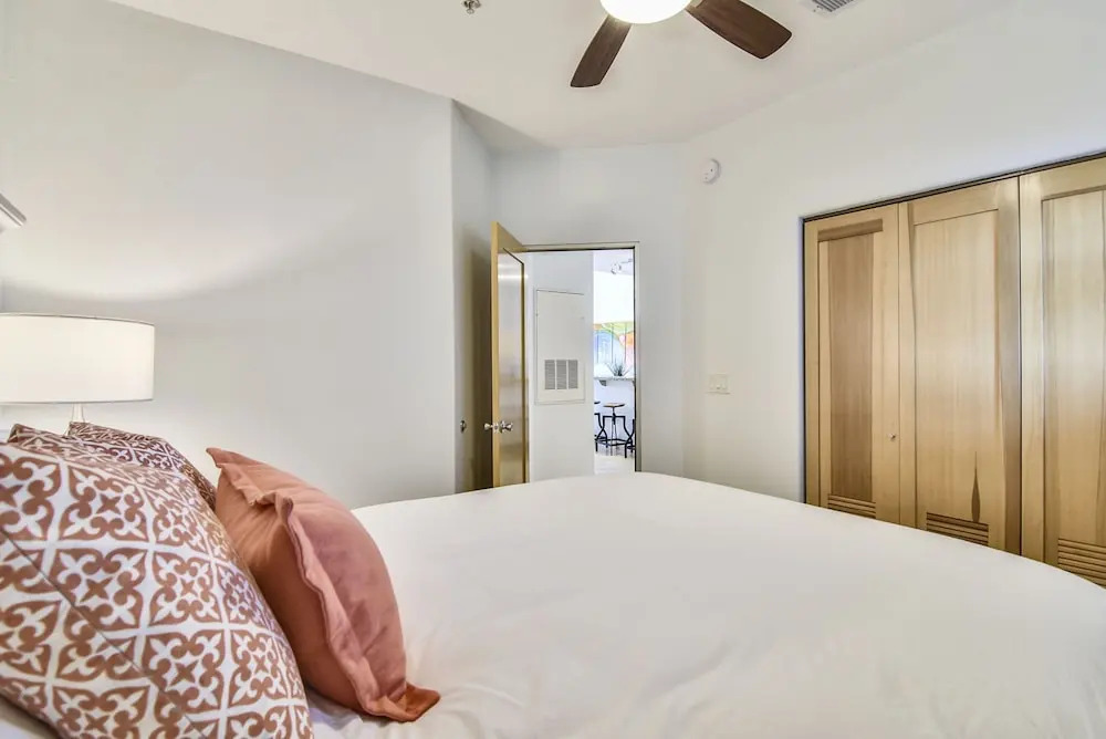 Ocean Grove 301-greta House 3 Bedrooms 2 Bathrooms Apts