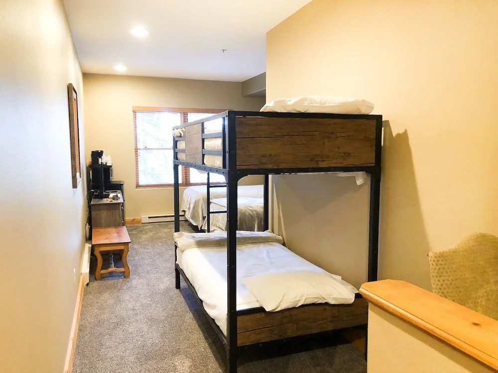 Bear Creek Lodge 301 3 Bedroom Condo by Alpine Lodging Telluride