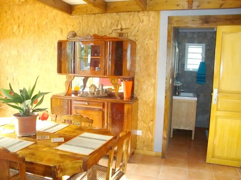 House With 2 Bedrooms in Saint Paul, With Wonderful sea View, Enclosed