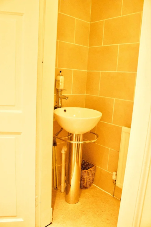 3 Bedroom House Near The City Centre