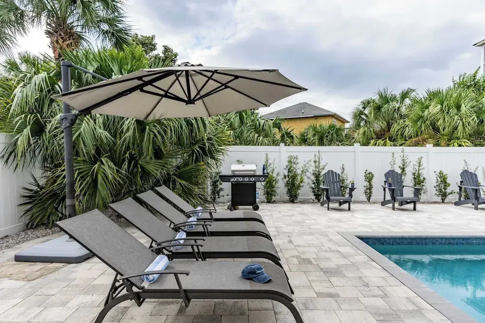 Modern 5bdr w/ Private Pool, 2 min Walk to the Beach! Montoute by Avantstay
