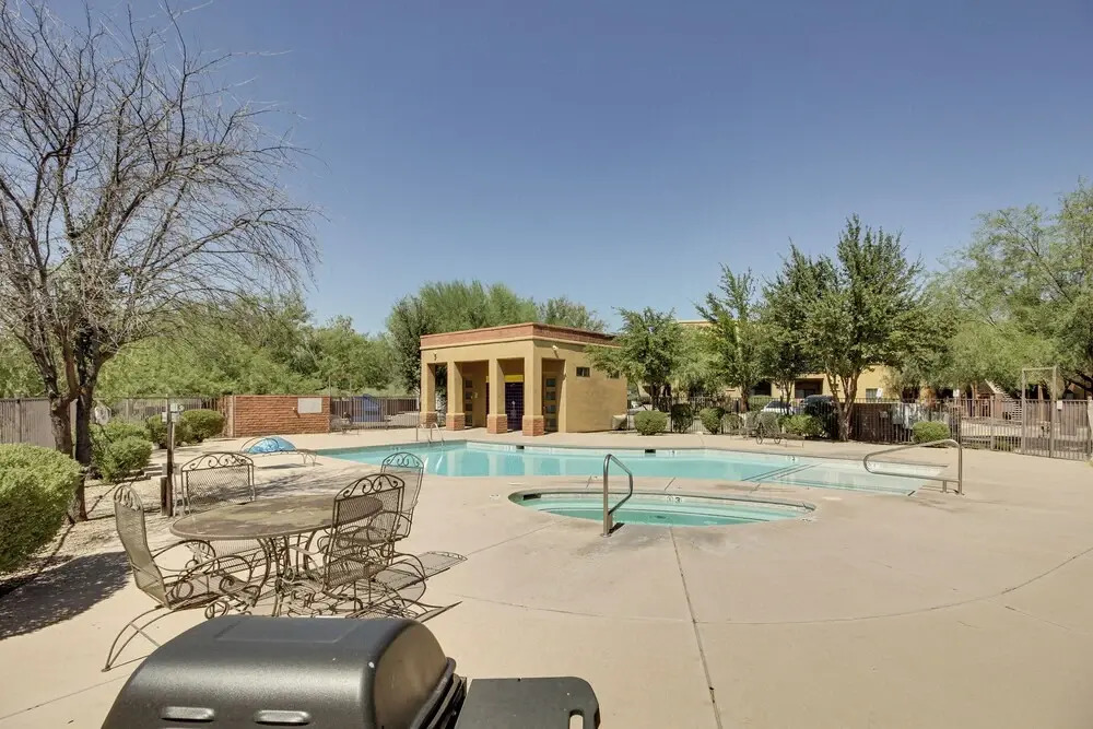 Tucson Condo Rental w/ Balcony + Mountain View!