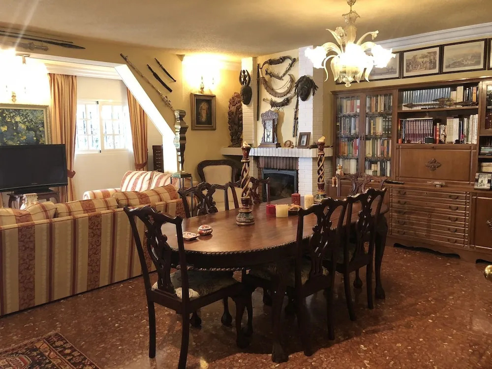 Rentcostadelsol Villa Pinares-Malaga