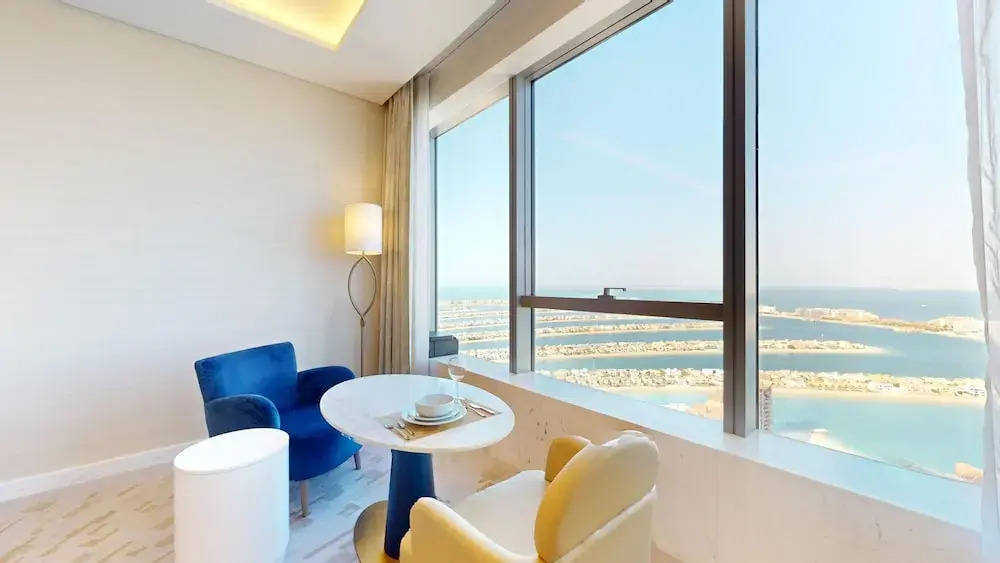 Palm Jumeirah - Palm Tower T1 4106