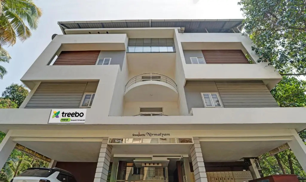 Treebo Sreepathi Nirmalyam - 400 Mtr From Guruvayoor Temple