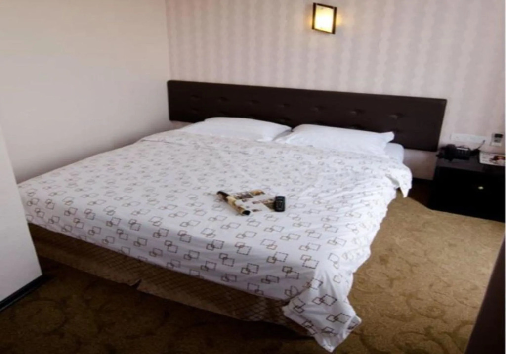 OYO 518 Hotel S bee