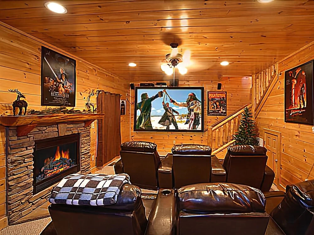 Knockin' On Heaven's Door - 5 Br cabin by RedAwning