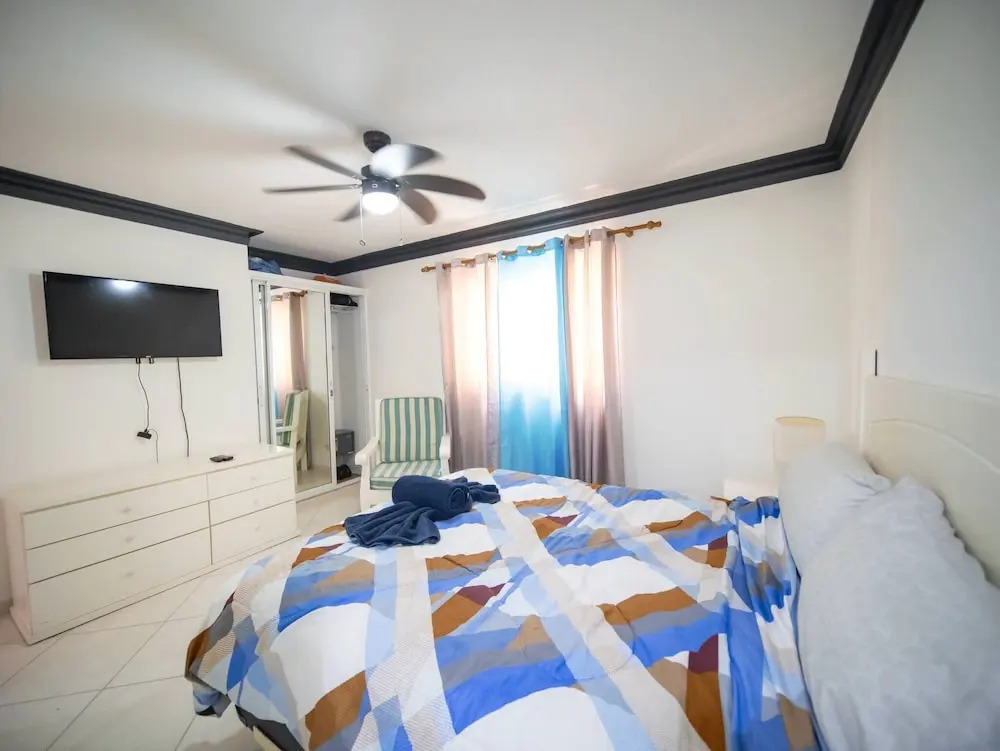 Garden Condos 7 - Central Apartment in Strip!