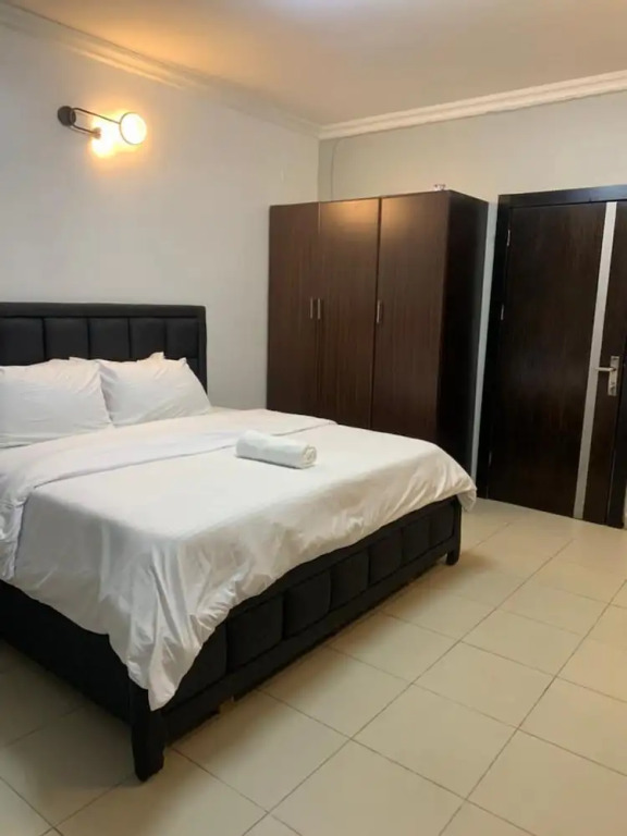 Captivating 3-bed Apartment in Ikeja
