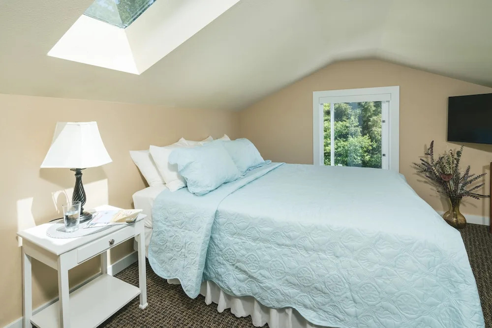 Anchor's Retreat by Avantstay Gorgeous Clift Top Views w/ Incredible Patio