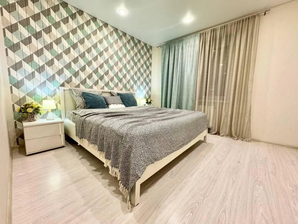 Rental Family Rooms (Рентал Фэмили Румс) на Олимпийском бульваре 12
