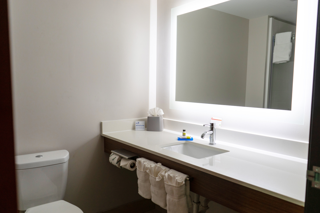 Holiday Inn Express & Suites Roanoke Rapids by IHG