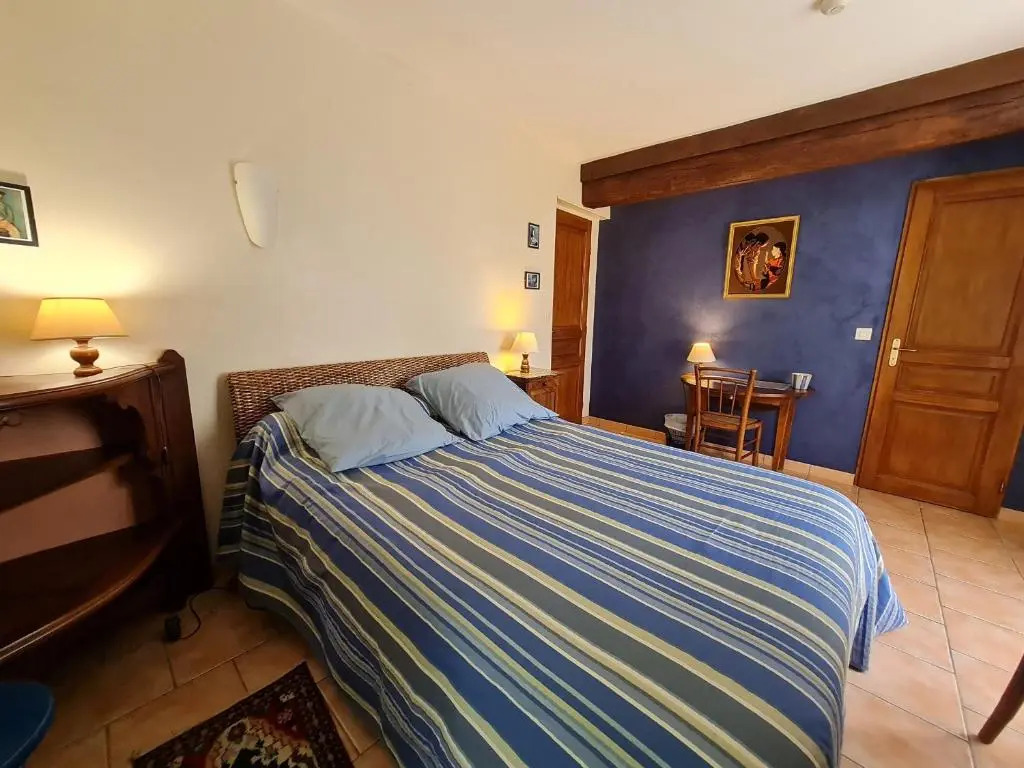 Gîte en campagne proche Orléans et Blois avec jardin paysager, pour 6 pers., calme assuré - FR-1-590-109