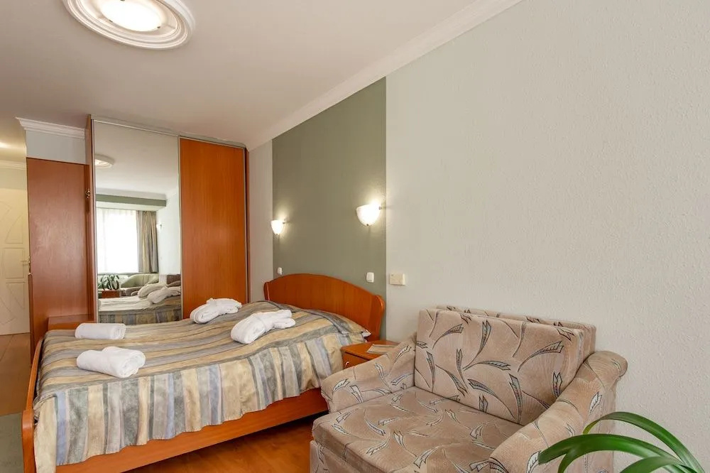 Aqua Blue Hotel