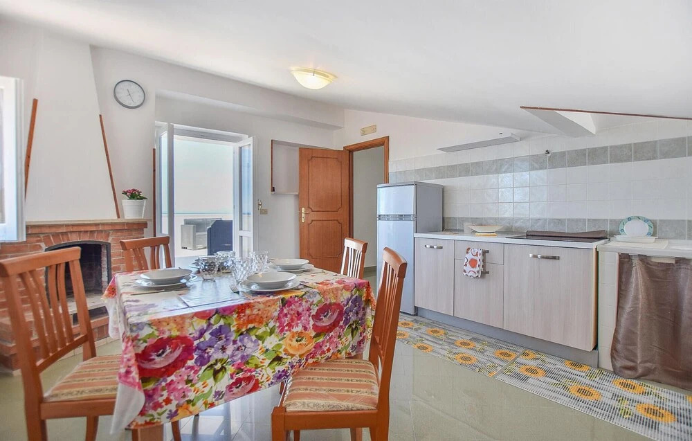 Amazing Home In Maria Di Castellabate With Wifi