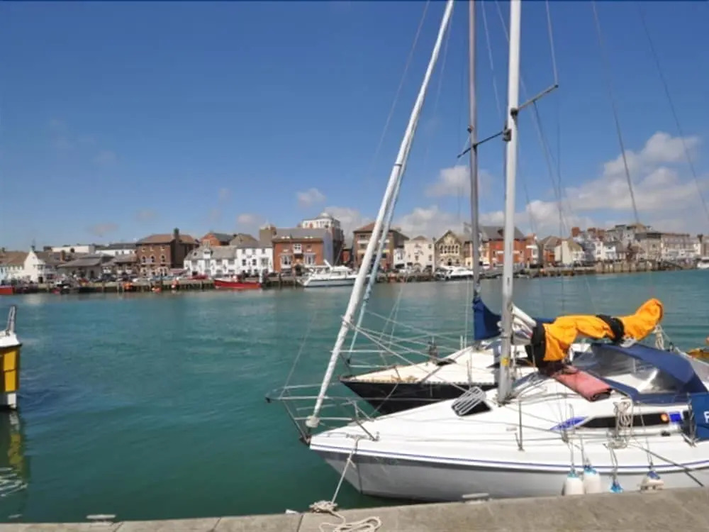 Artists Harbour View 2