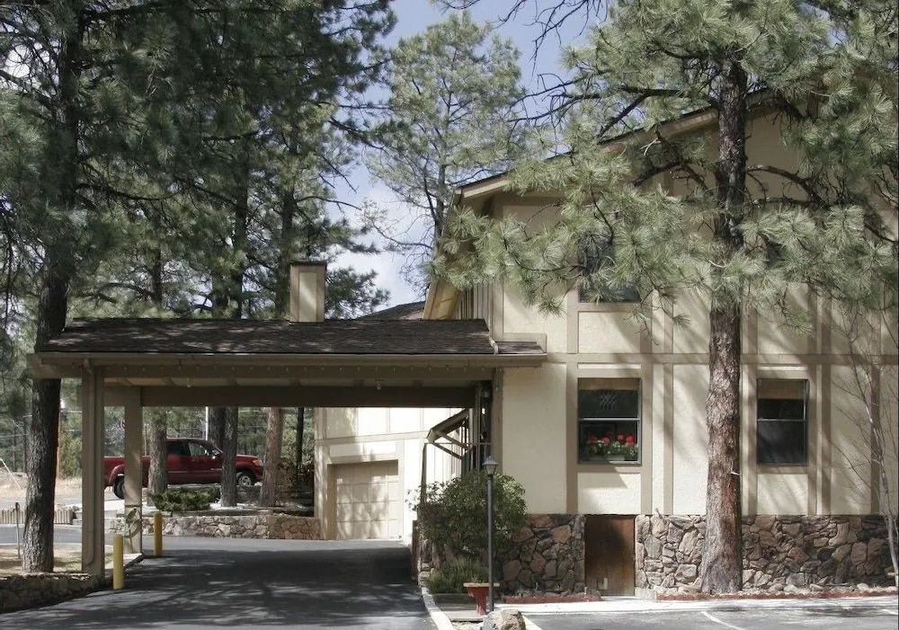 Village Lodge