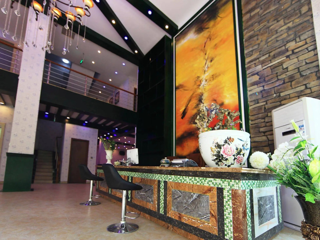TOWO Shangpin Hotel