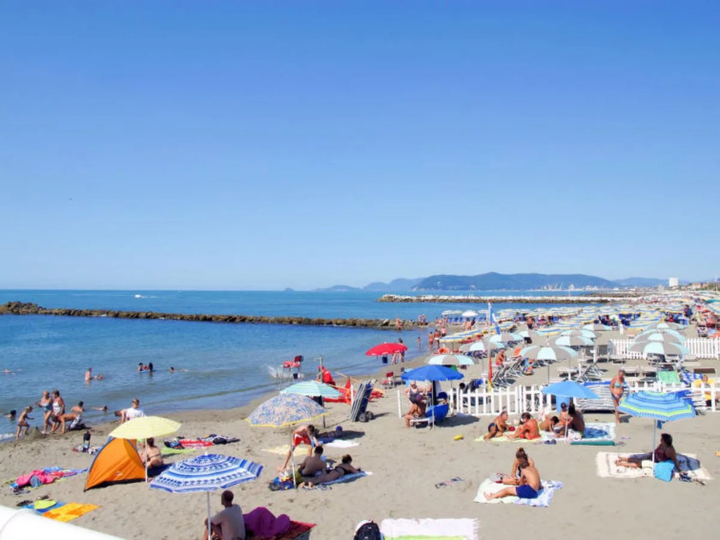 Apartment Lara Marina di Massa