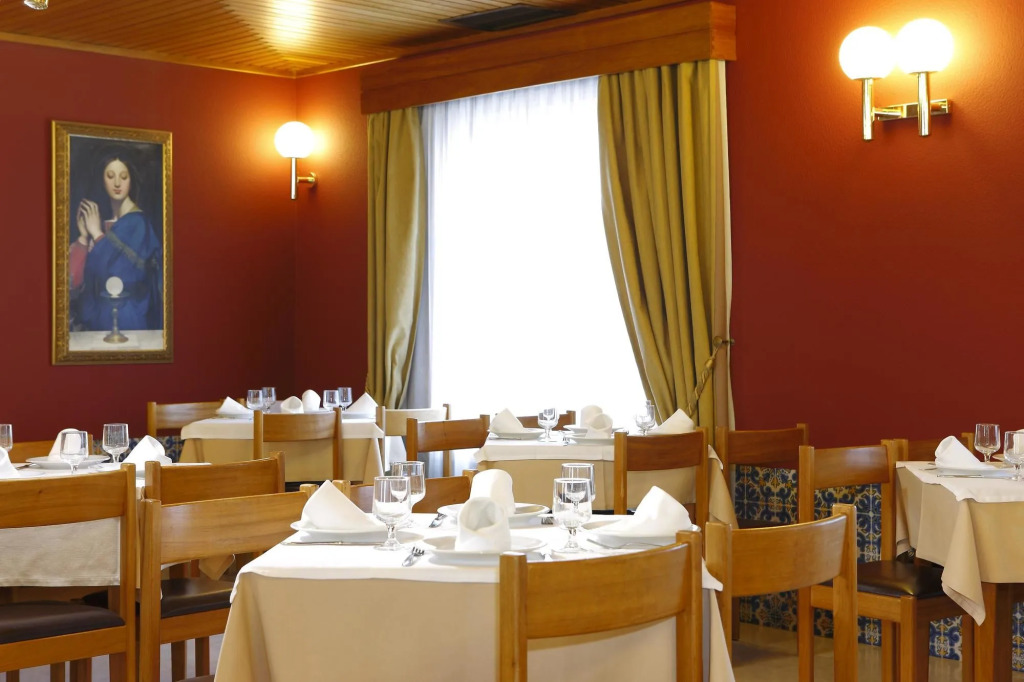 Domus Pacis Fatima Hotel