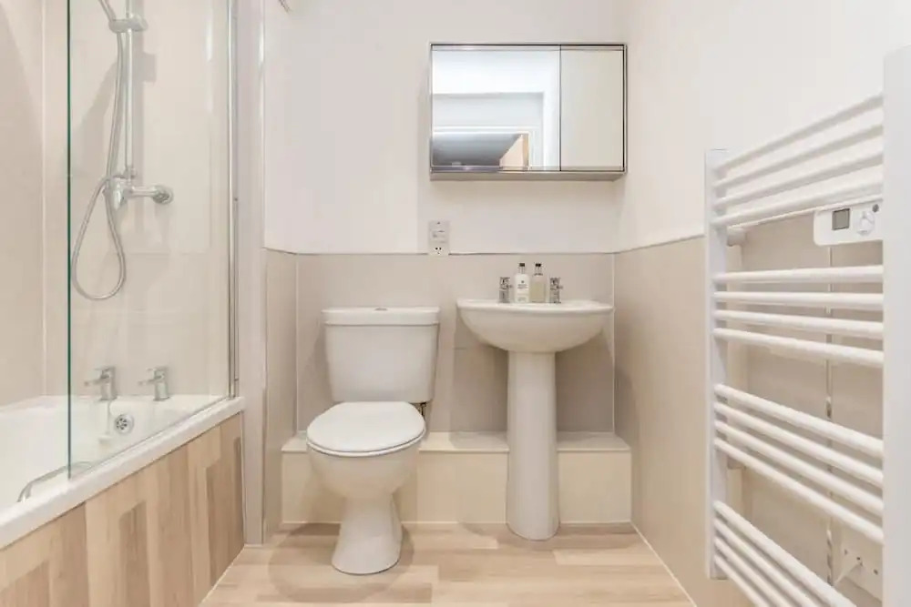 Luxury River Views - 2 Bed Apartment