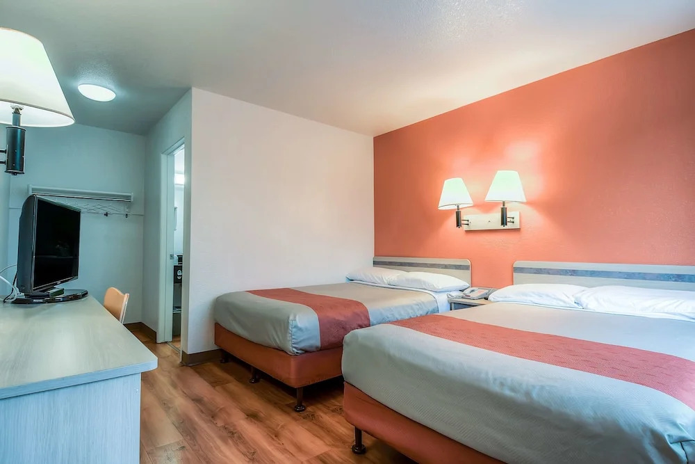Motel 6 Los Angeles - Whittier