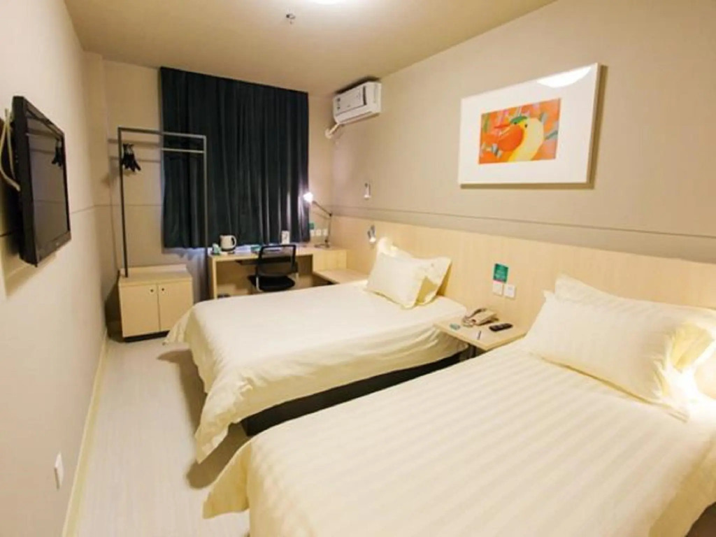 Jinjiang Inn Nanchang Bayi Square Yongshu Road