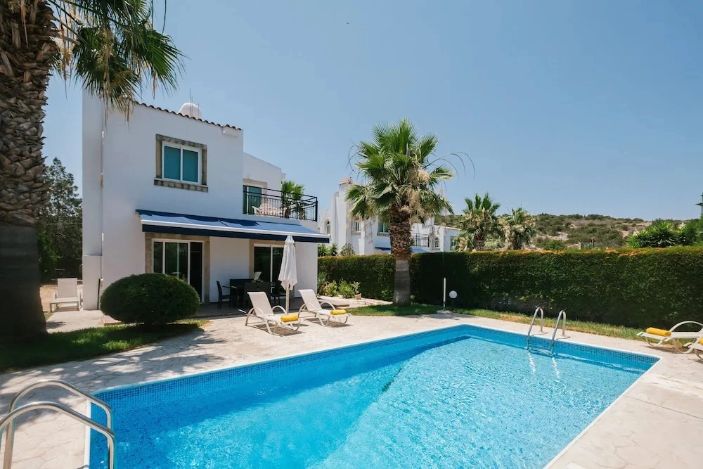 Cleopatra Villa