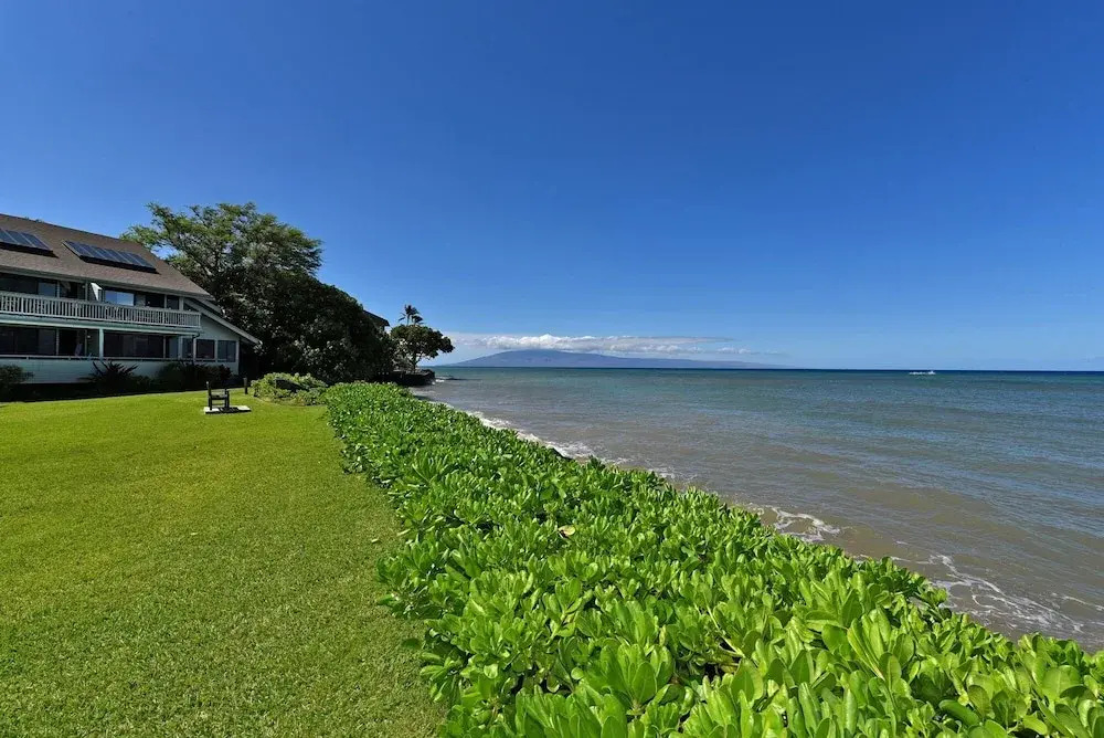 Kahana Outrigger #1a2 3 Bedroom Condo by RedAwning