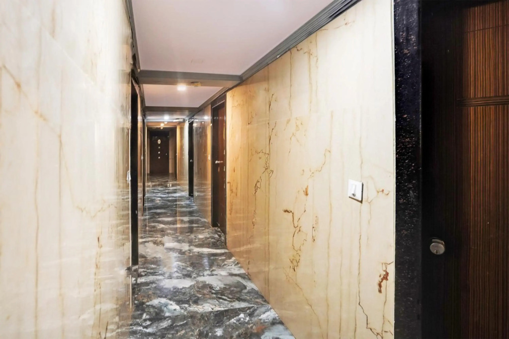 OYO 31911 Hotel Kanchan Palace