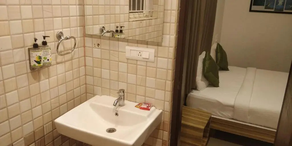 Hotel Dhruv Palace Bengaluru