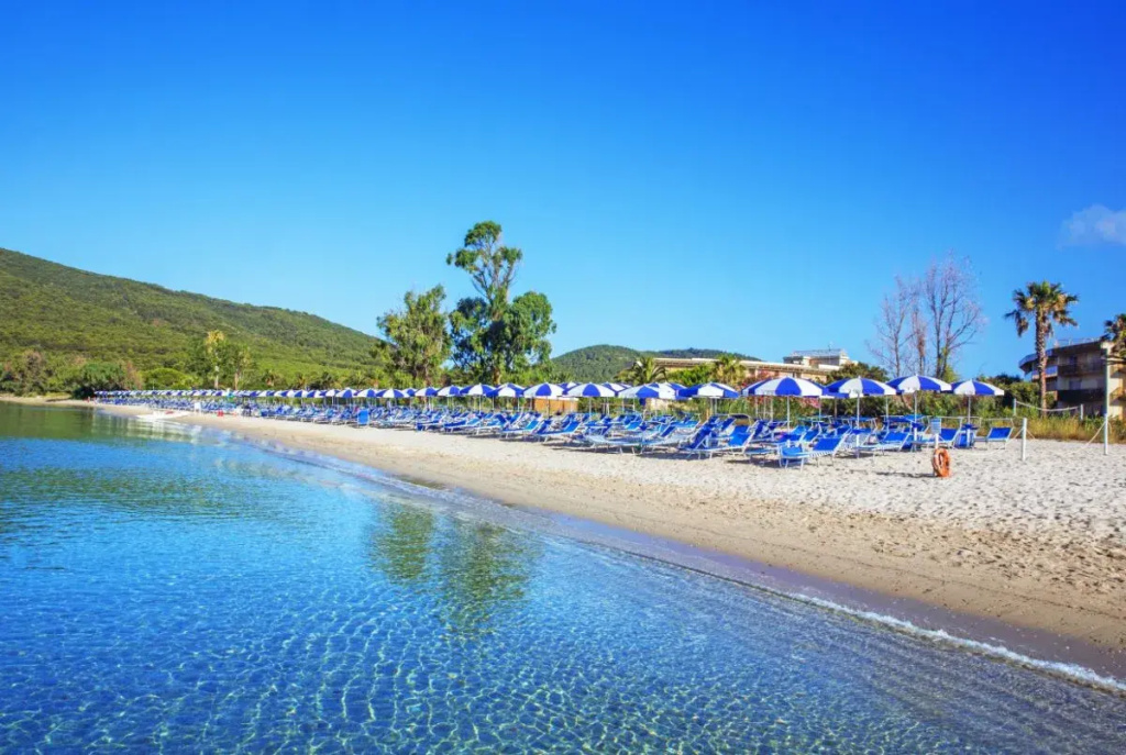 Hotel & Village Baia di Conte