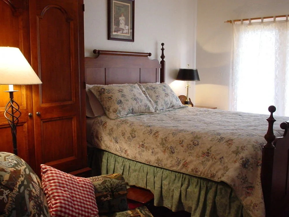 Los Altos Bed & Breakfast
