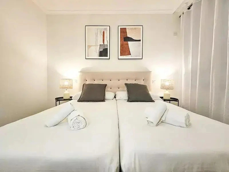 Apartamentos Zaragoza Independencia 3000