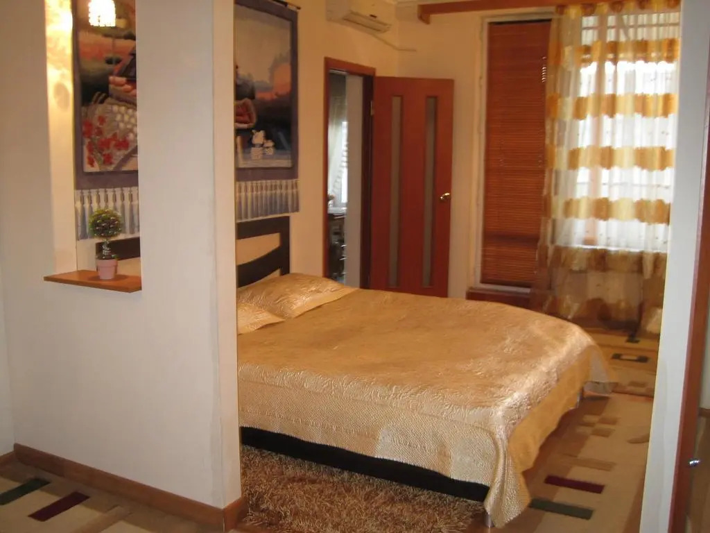 Odessa Center Apartments