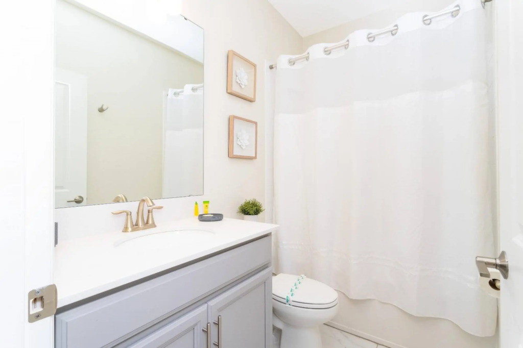 Wonderful 6bd 5bat w Golf Course Championsgate
