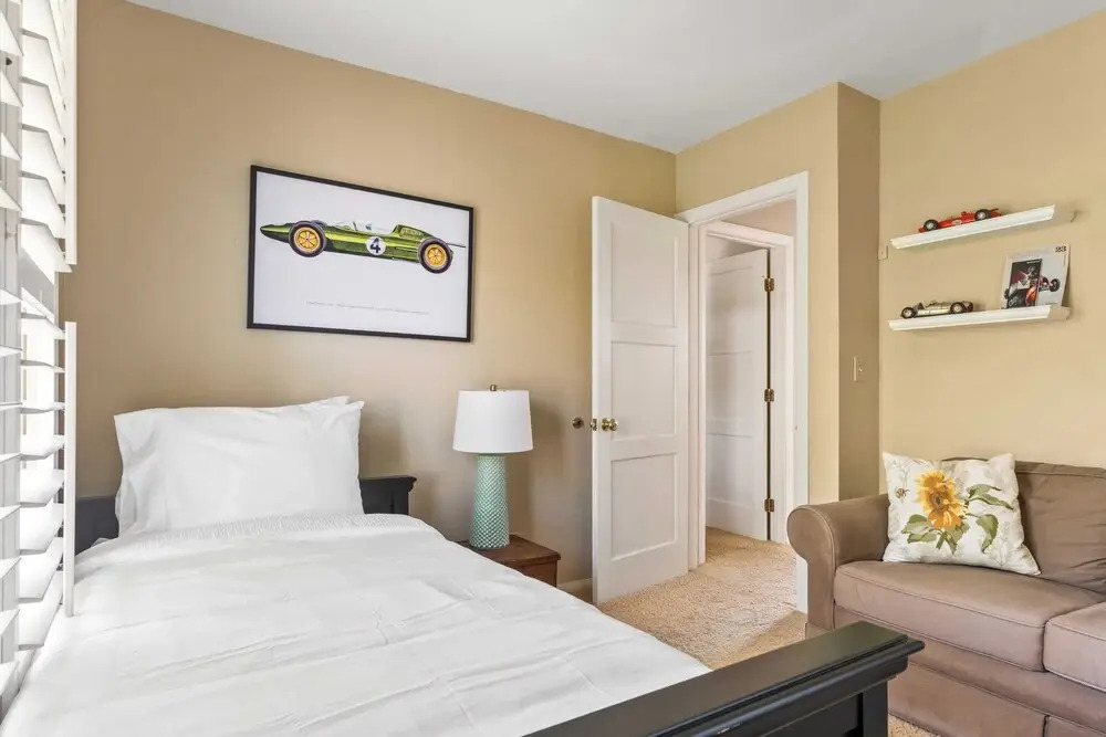 Point Loma Home w/ Putting Green, Firepit + Game Room & Beach Access Zola Street by Avantstay
