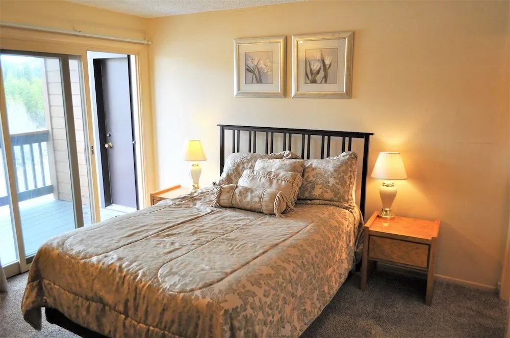 Key Condos 3 Bed 2 Bath