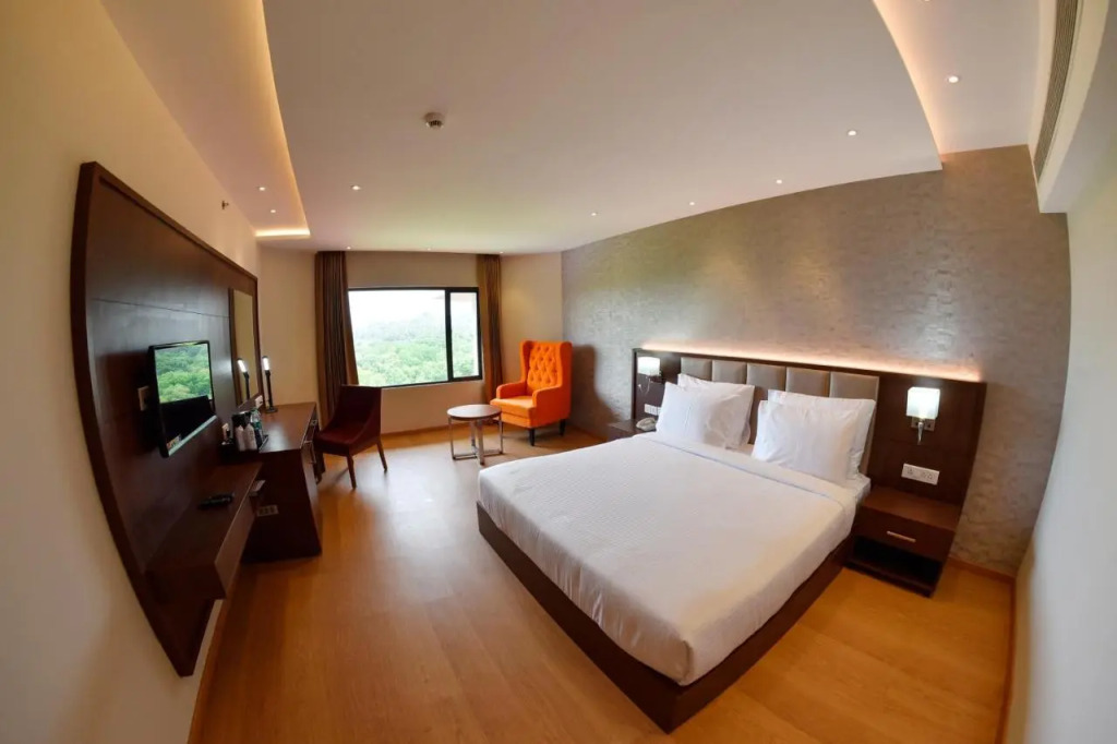 The Pearlview Regency