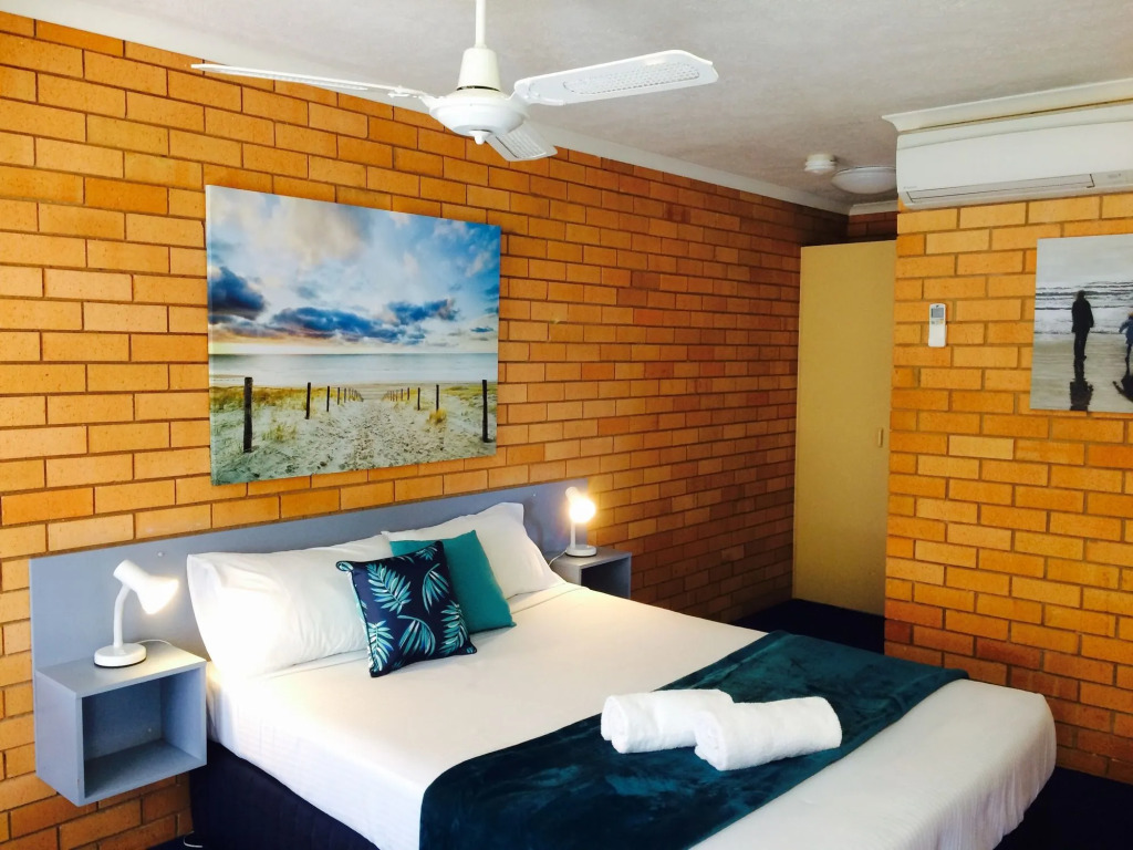 Bosuns Inn Motel