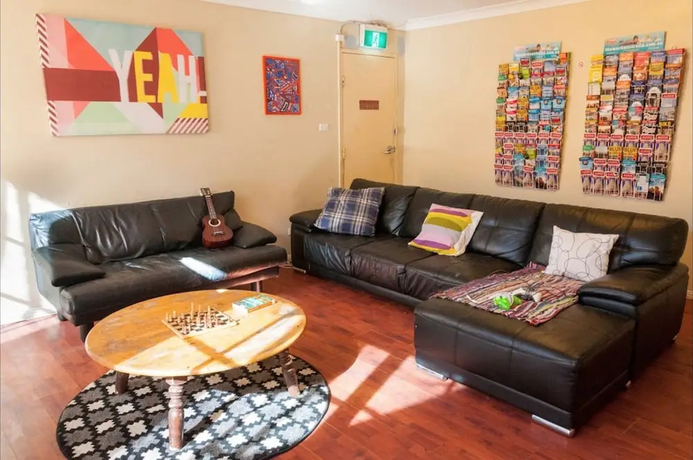 Balmain Backpackers