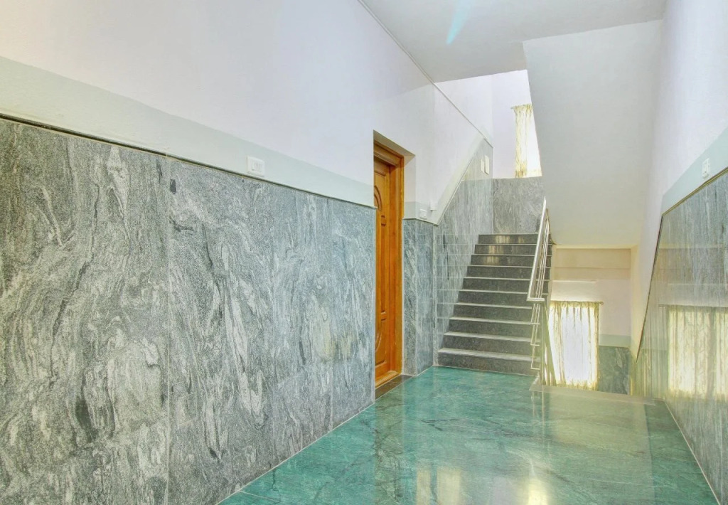 OYO 6732 Dheeran Residency
