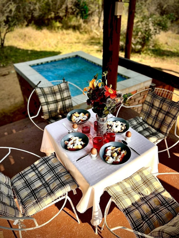 Manzini Swazi King Chalets