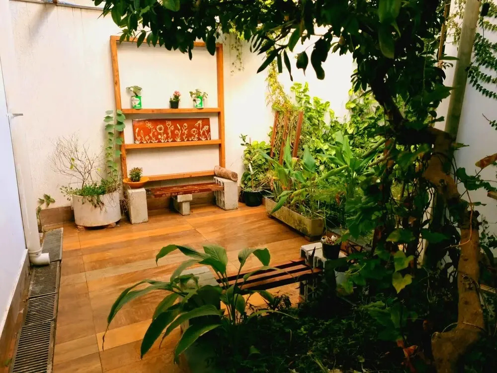Hobi Hostel Bar & Lounge