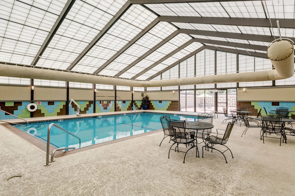 Holiday Inn St. Louis Airport West Earth City by IHG