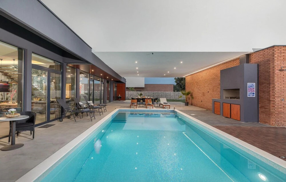 Amazing Home In Liznjan With Sauna