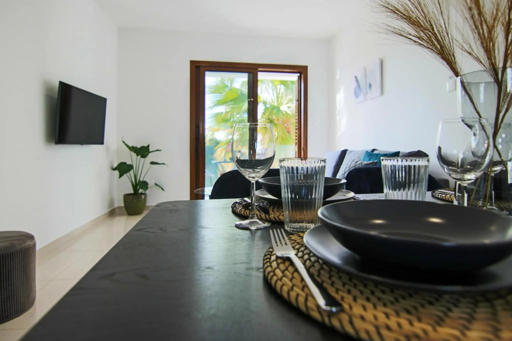 Phaedrus Living Seaside Constantinos 113