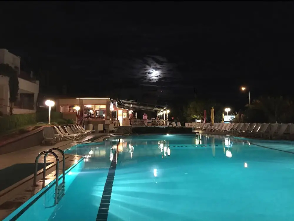 Dolunay Apartments